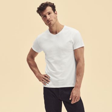 Camiseta cuello de pico hombre 61-442-0 ICONIC 150-V FRUIT OF THE LOOM Camiseta cuello de pico hombre 61-442-0 ICONIC 150-V FRUIT OF THE LOOM