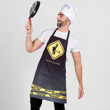 Delantal con peto estampado Danger