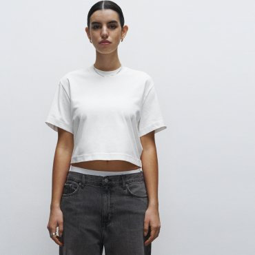 Camiseta crop orgánica mujer BY H&M Group Camiseta crop orgánica mujer BY H&M Group