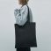 Bolso tote orgánico BY H&M Group. .