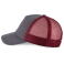 Gorra trucker KP240. Color gris tiburón/vino cabernet.