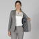 Americana mujer Meeting. Color gris.