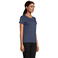 Camiseta sostenible mujer Crusader Women. Color azul denim.