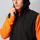 Chaleco softshell con capucha unisex BS556. .