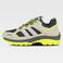 Zapatilla trecking reforzada P4015. Color gris claro/amarillo fluor.