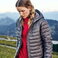 Chaqueta de invierno acolchada con capucha sostenible mujer Meadows Woman. .