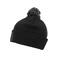 Gorro con pompón Bryan patch. Color negro.