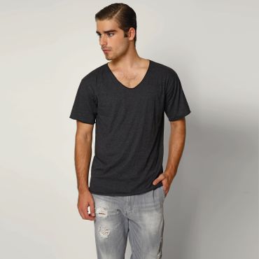Camiseta cuello de pico hombre CALIFORNIA NATH Camiseta cuello de pico hombre CALIFORNIA NATH